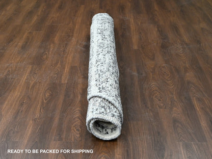 Black 8'0" x 8'0" Modern and Contemporary Hand knotted Wool Rug - Sku: O084214
