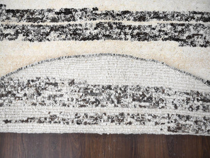 Ivory 8'0" x 8'0" Modern and Contemporary Hand knotted Wool Rug - Sku: O084215