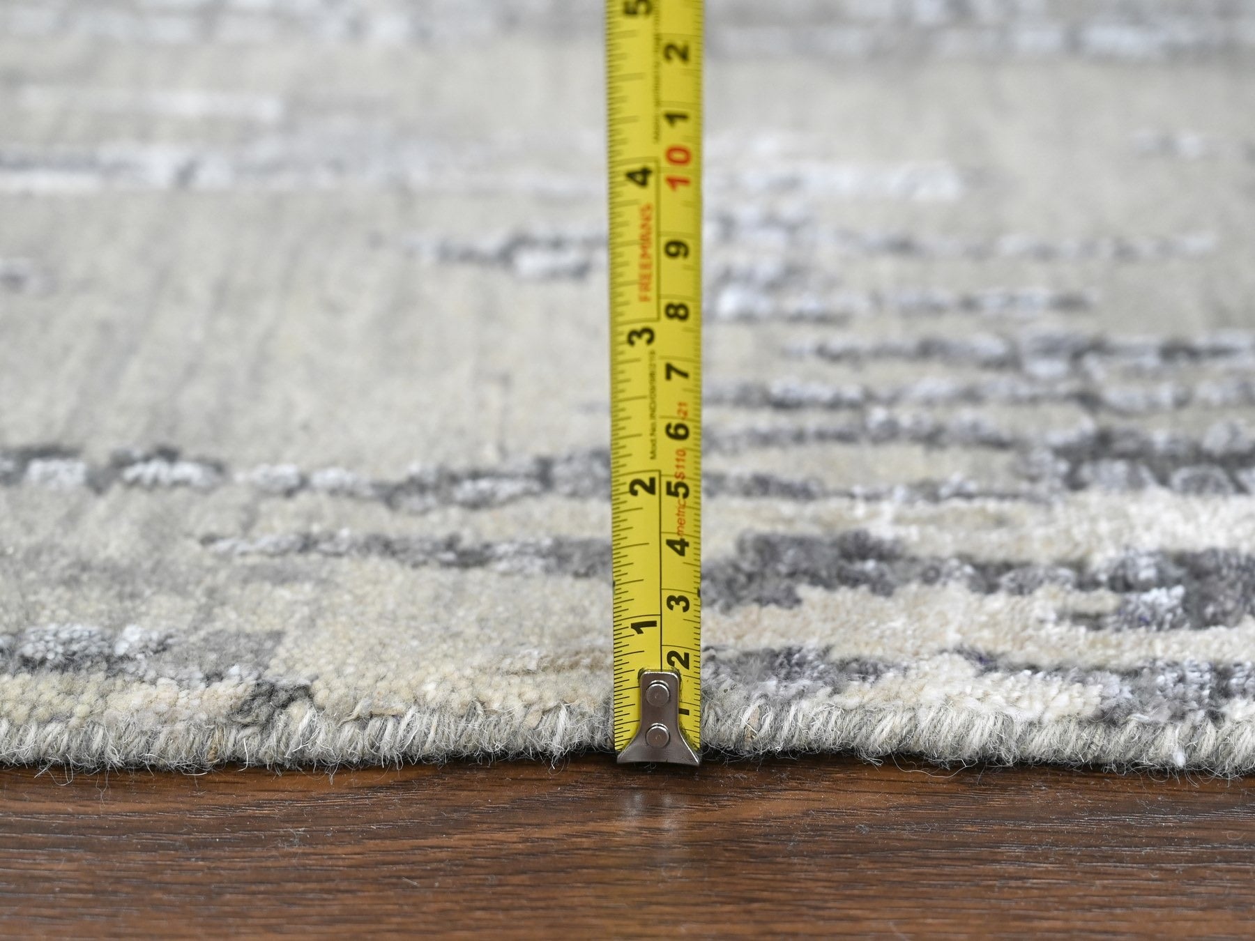 Modern / Contemporary hand-knotted wool/silk runner in Gray, 2'9" x 22'3" — SKU O084234 (view 7)