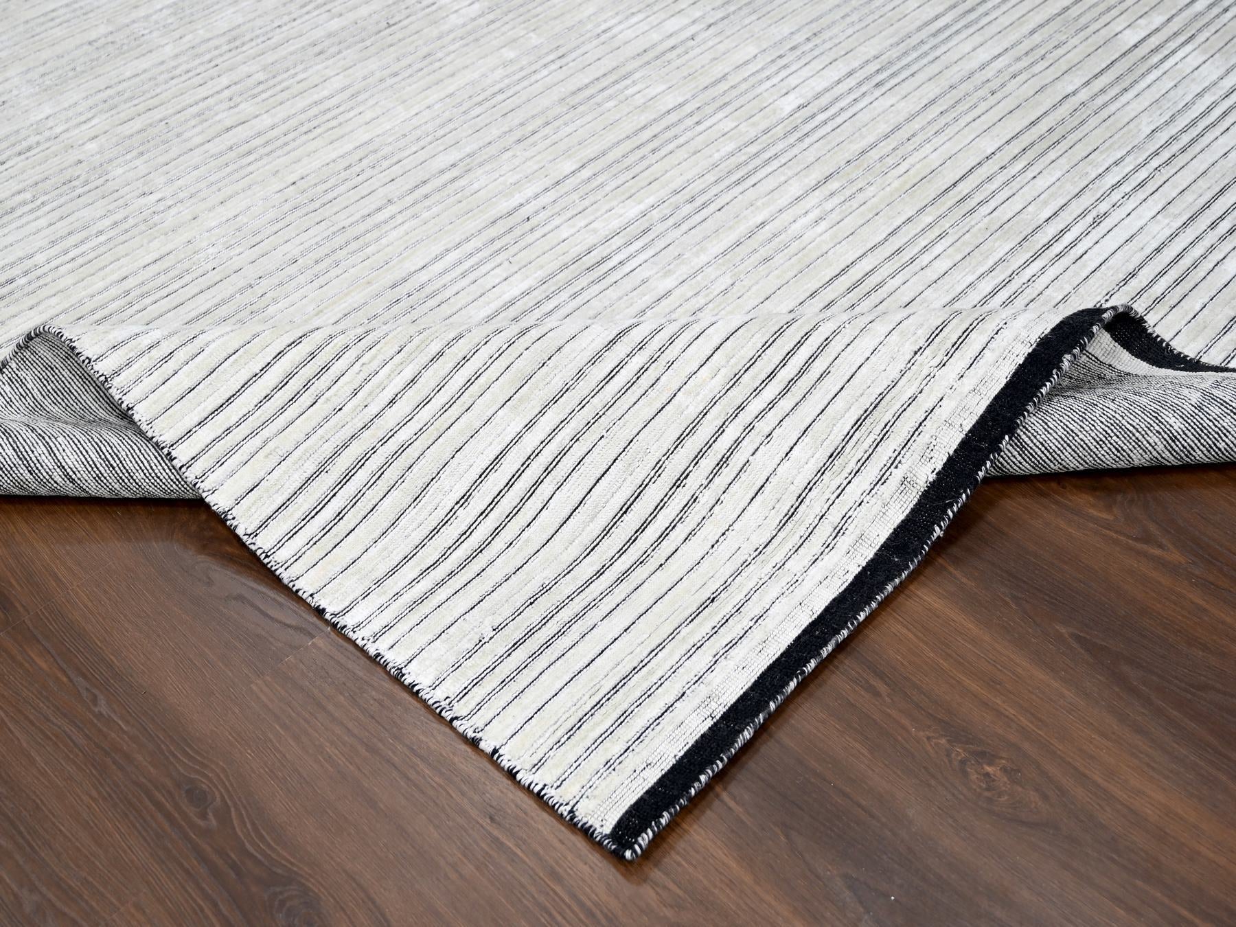 Modern / Contemporary hand-knotted wool/silk rug in Ivory, 9' x 12'1" — SKU O084279 (view 6)