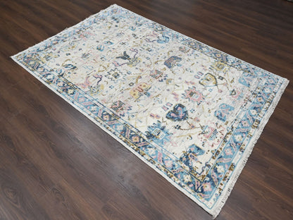 Mahal Oushak hand-knotted wool rug in Ivory & Sky blue, 5'10" x 8'10" — SKU O084294 (view 2)