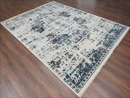 Heriz Transitional hand-knotted wool rug in Ivory, 8'10" x 12' — SKU O084302 (view 3)