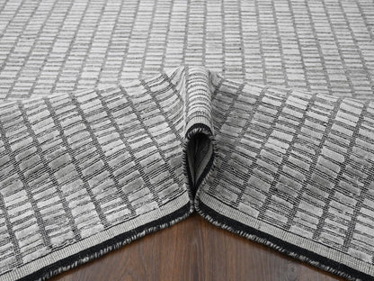 Modern / Contemporary hand-knotted wool/plant based silk rug in Gray, 7'10" x 10' — SKU O084307 (view 5)