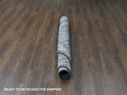Black 7'9" x 7'9" Heriz Hand knotted Wool Rug - Sku: O084319