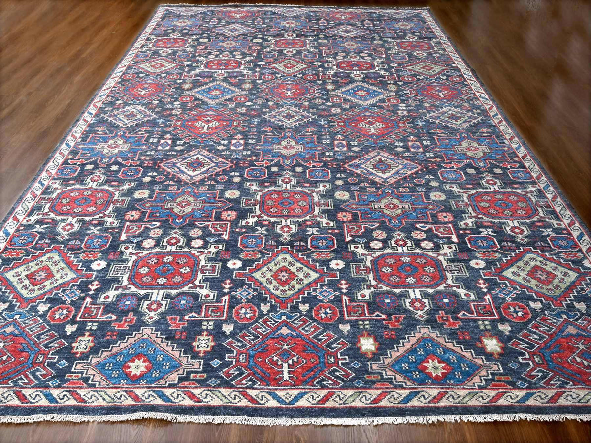 Heriz Heriz hand-knotted wool rug in Black & Ivory, 12' x 18' — SKU O084377 (view 2)