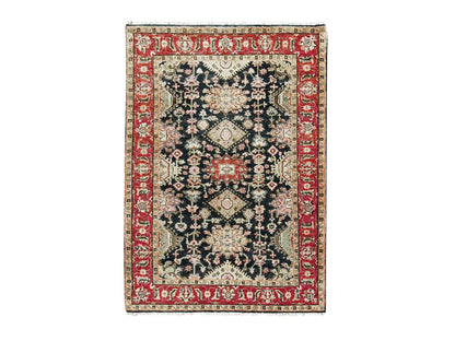 Black 4'2" x 6'0" Heriz Hand knotted Wool Rug - Sku: O084404