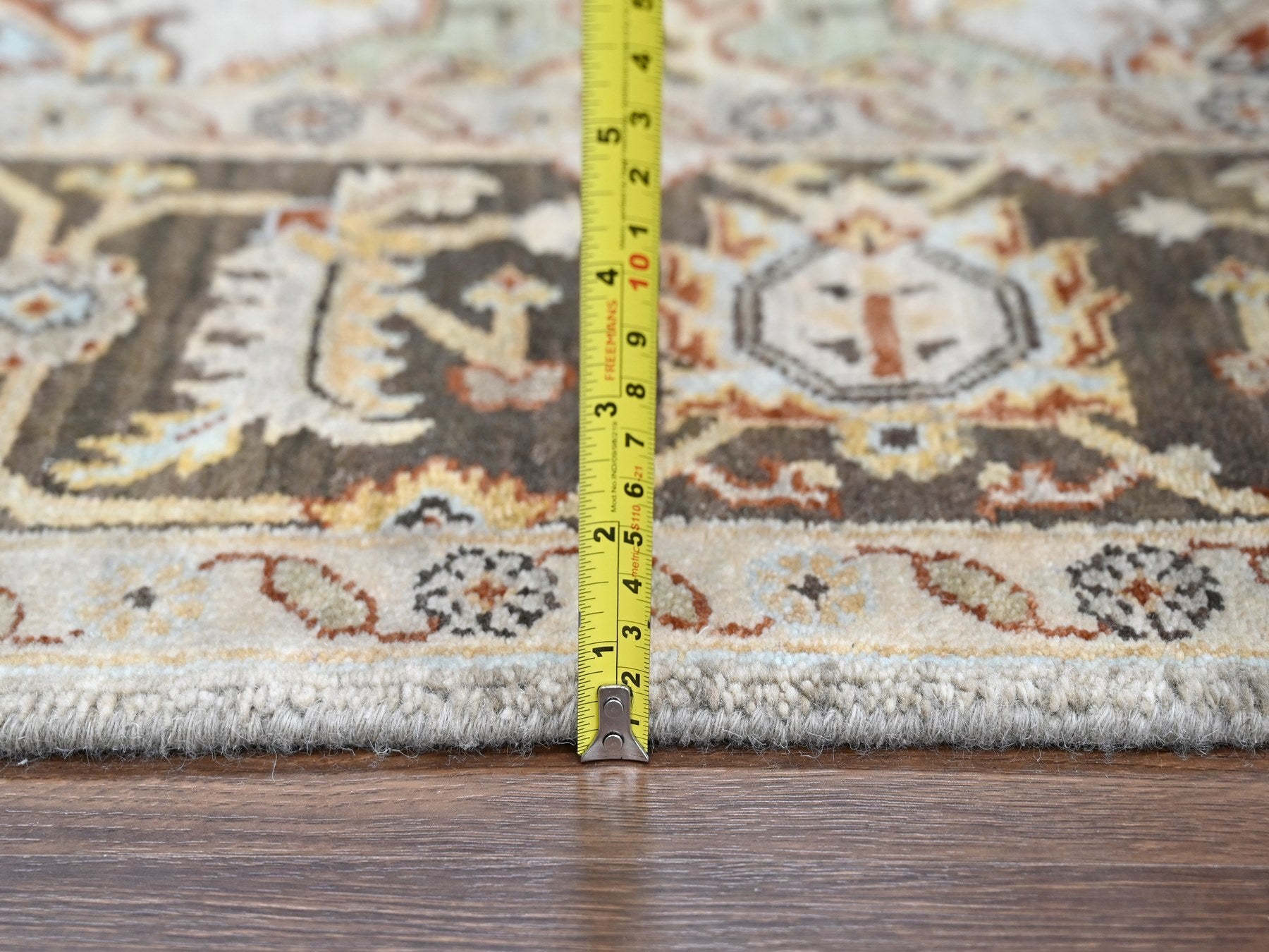 Heriz hand-knotted wool runner in Ivory & Brown, 6'1" x 11'10" — SKU O084409 (view 7)