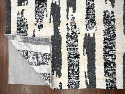 Black 10'2" x 13'7" Modern and Contemporary Hand knotted Wool Rug - Sku: O084443