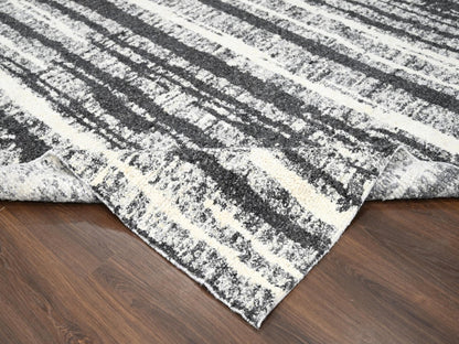 Black 10'0" x 13'8" Modern and Contemporary Hand knotted Wool Rug - Sku: O084445