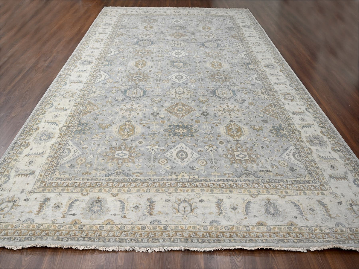 Heriz hand-knotted wool rug in Gray & Ivory, 12'2" x 17'11" — SKU O084459 (view 2)