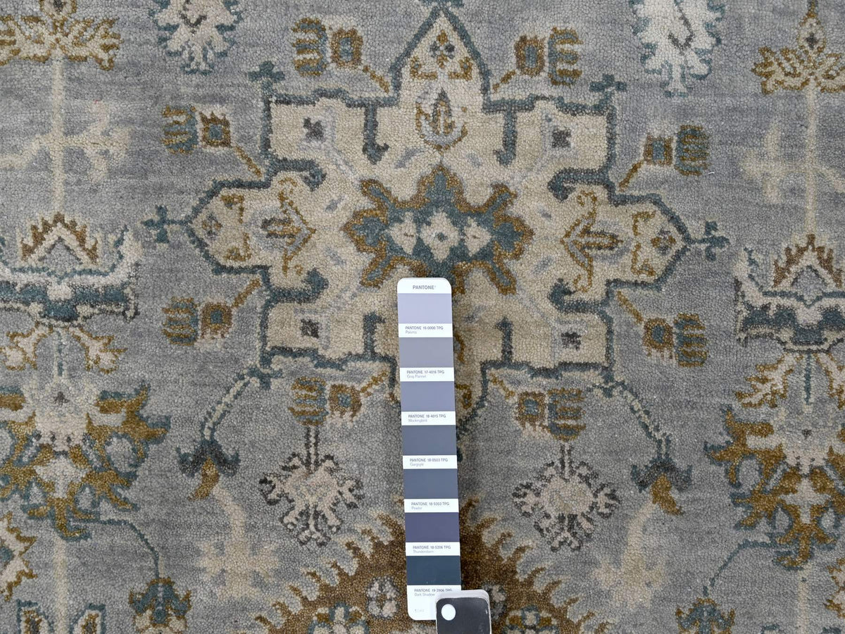Heriz hand-knotted wool rug in Gray & Ivory, 12'2" x 17'11" — SKU O084459 (view 7)