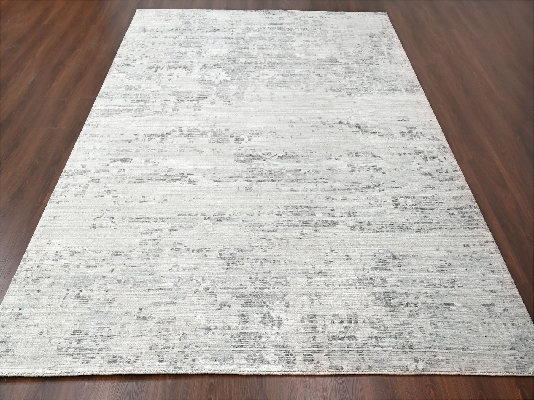 Modern / Contemporary hand-knotted wool rug in Ivory, 8'11" x 11'11" — SKU O084499 (view 2)