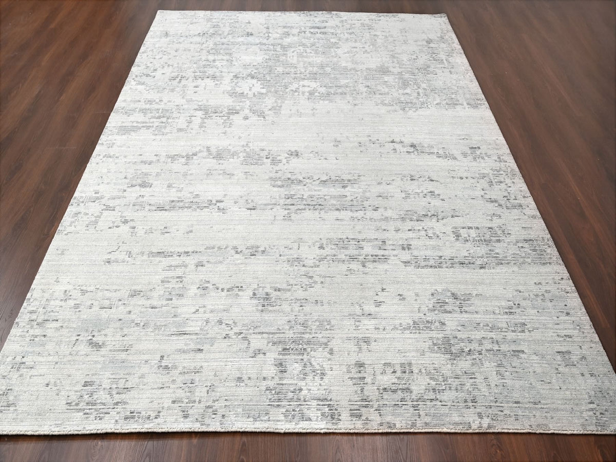 Modern / Contemporary hand-knotted wool rug in Ivory, 8'11" x 11'11" — SKU O084499 (view 2)
