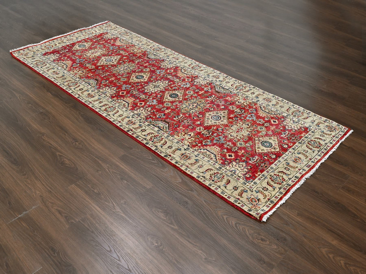 Heriz hand-knotted wool runner in Red & Gold, 4'1" x 9'10" — SKU O084500 (view 2)