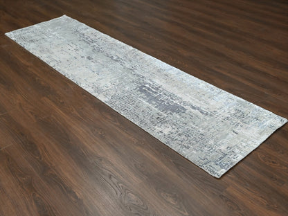 Modern / Contemporary hand-knotted wool/silk runner in Gray, 2'7" x 9'10" — SKU O084516 (view 2)