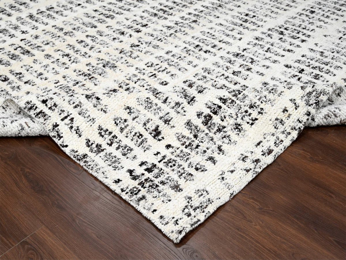 Modern / Contemporary hand-knotted wool rug in Ivory, 10'2" x 13'9" — SKU O084537 (view 6)