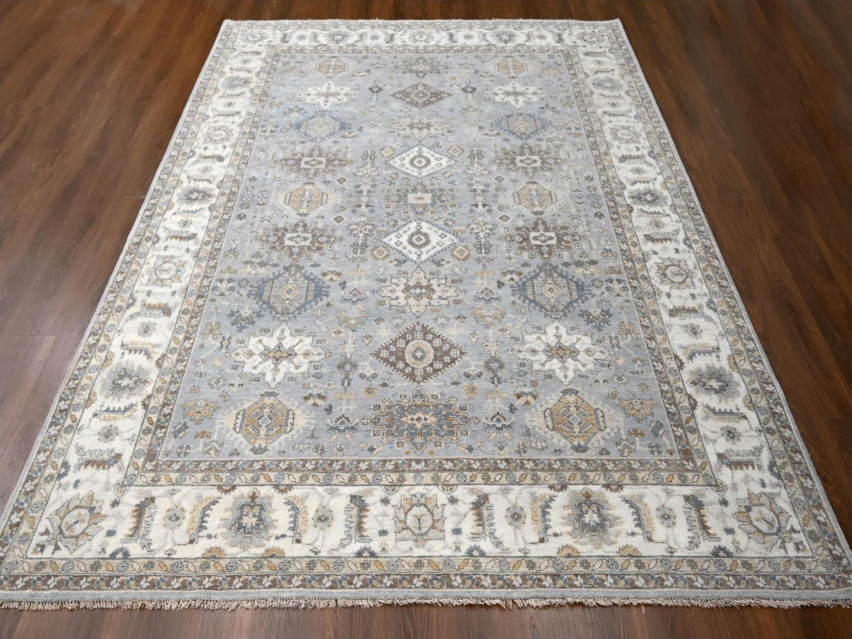 Heriz hand-knotted wool rug in Gray & Ivory, 9' x 11'10" — SKU O084567 (view 2)