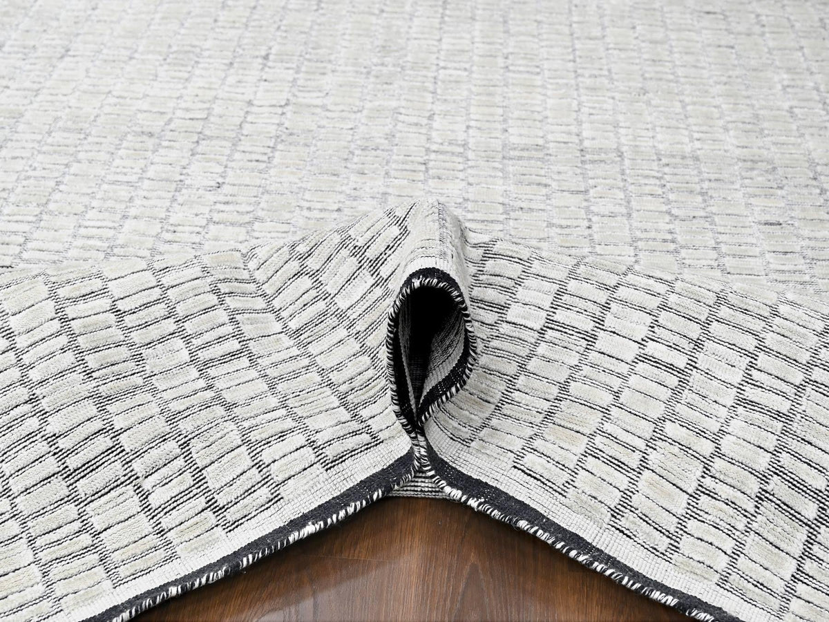 Modern / Contemporary hand-knotted wool/plant based silk rug in Ivory, 9' x 11'9" — SKU O084585 (view 5)