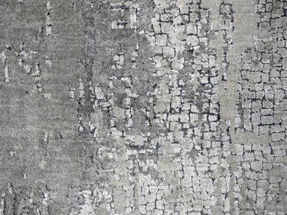 Modern / Contemporary hand-knotted wool/silk rug in Gray, 7'9" x 8'1" — SKU O084589 (view 5)
