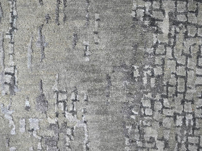 Modern / Contemporary hand-knotted wool/silk runner in Gray, 2'6" x 9'9" — SKU O084604 (view 5)