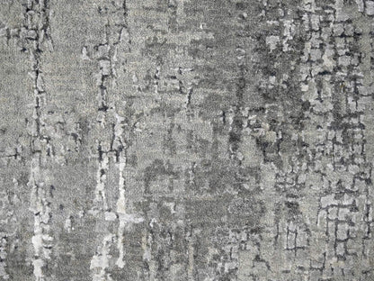 Modern / Contemporary hand-knotted wool/silk rug in Gray, 5'9" x 5'10" — SKU O084605 (view 5)