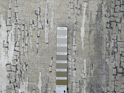 Modern / Contemporary hand-knotted wool/silk runner in Gray, 2'5" x 17'11" — SKU O084615 (view 4)