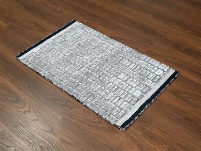 Modern / Contemporary hand-knotted wool/plant based silk rug in Gray, 2' x 3' — SKU O084617 (view 2)