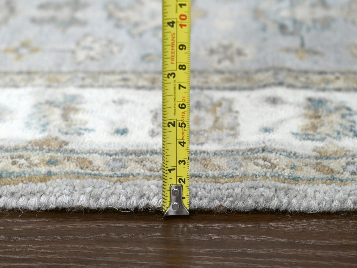 Heriz hand-knotted wool rug in Gray & Ivory, 3'1" x 5' — SKU O084714 (view 7)