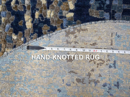 Blue 5'10" x 5'11" Modern and Contemporary Hand knotted Wool/Silk Rug - Sku: O084752