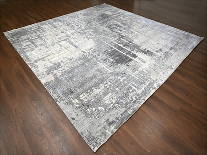 Modern / Contemporary hand-knotted wool/silk rug in Gray, 11'10" x 11'11" — SKU O084753 (view 3)