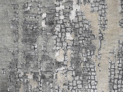 Modern / Contemporary hand-knotted wool/silk rug in Gray, 11'10" x 11'11" — SKU O084753 (view 8)