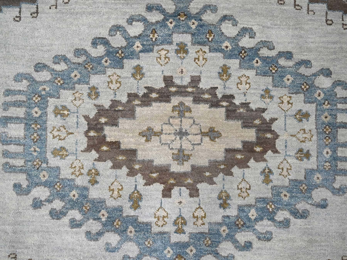 Tribal & Geometric hand-knotted wool rug in Gray & Abstract White, 9'1" x 11'11" — SKU O084760 (view 8)