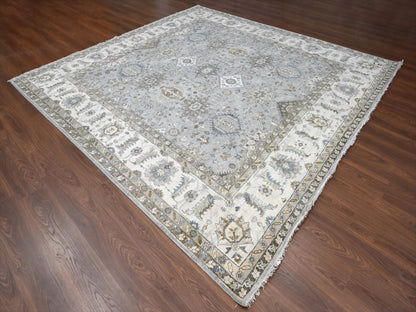 Heriz hand-knotted wool rug in Gray & Ivory, 10'11" x 11'1" — SKU O084798 (view 3)