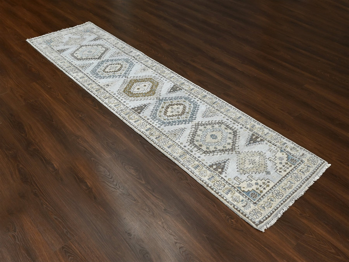Tribal & Geometric hand-knotted wool runner in Gray & Ivory, 2'8" x 10'1" — SKU O084801 (view 2)