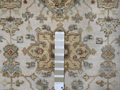 Heriz hand-knotted wool runner in Ivory & Silver, 2'9" x 17'10" — SKU O084826 (view 4)