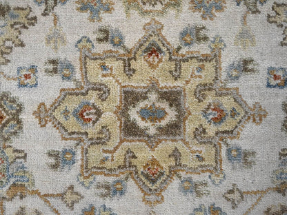 Heriz hand-knotted wool runner in Ivory & Silver, 2'9" x 17'10" — SKU O084826 (view 5)