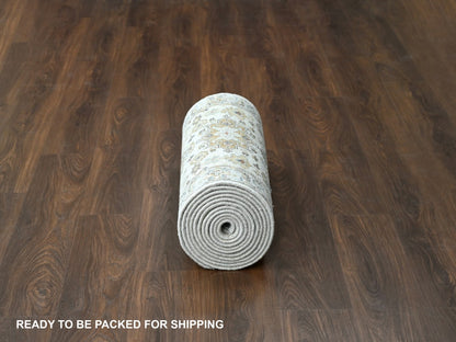 Heriz hand-knotted wool runner in Ivory & Silver, 2'9" x 17'10" — SKU O084826 (view 6)