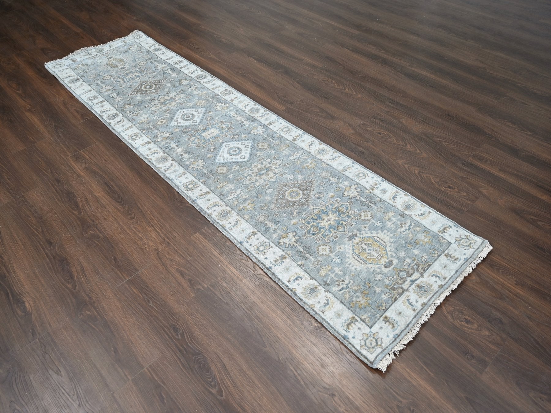 Gray 2'7" x 10'0" Traditional Hand knotted Wool Rug - Sku: O084850
