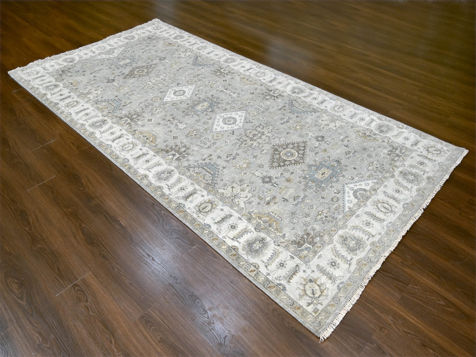 Gray 6'0" x 11'9" Traditional Hand knotted Wool Rug - Sku: O084906