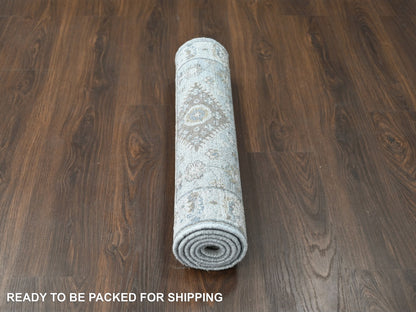 Grey 2'7" x 6'0" Traditional Hand knotted Wool Rug - Sku: O084908