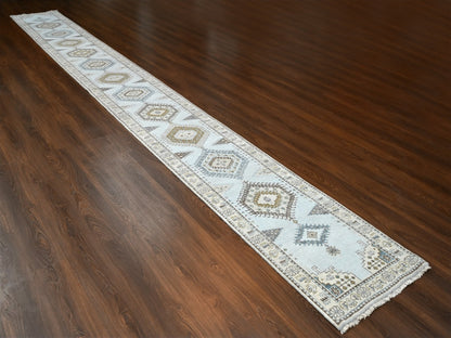 Grey 2'7" x 23'9" Tribal & Geometric Hand knotted Wool Rug - Sku: O084928