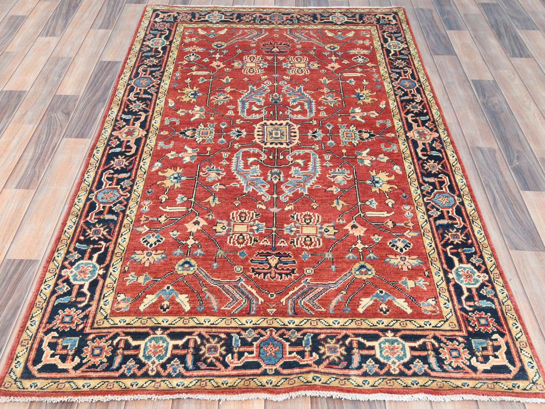 Heriz Heriz hand-knotted wool rug in Red & Midnight Blue, 3'10" x 6' — SKU O085008 (view 2)