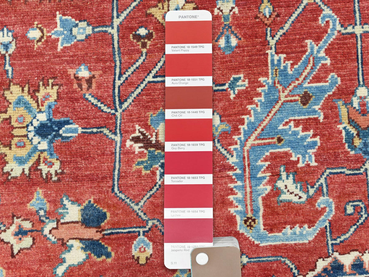 Heriz Heriz hand-knotted wool rug in Red & Blue, 6'1" x 9'1" — SKU O085022 (view 7)