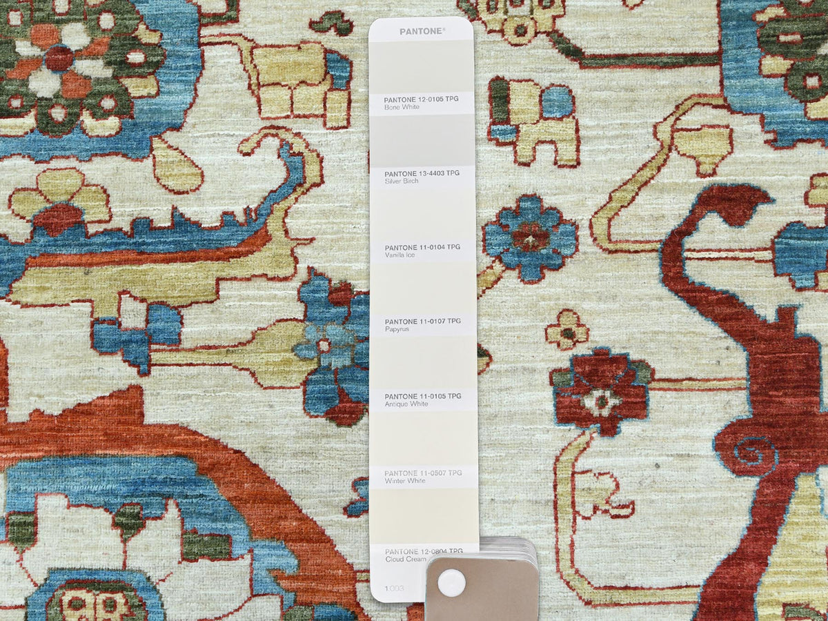 Heriz Heriz hand-knotted wool rug in Ivory & Red, 9' x 11'4" — SKU O085033 (view 7)