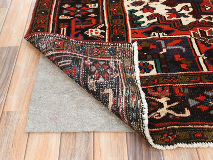 Heriz Heriz hand-knotted wool rug in Red & Midnight Blue, 6'8" x 9'3" — SKU O085237 (view 4)