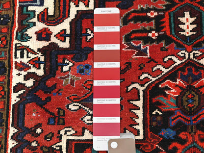 Heriz Heriz hand-knotted wool rug in Red & Midnight Blue, 6'8" x 9'3" — SKU O085237 (view 7)