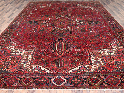Heriz Heriz hand-knotted wool rug in Red & Black, 10'1" x 12'9" — SKU O085382 (view 2)