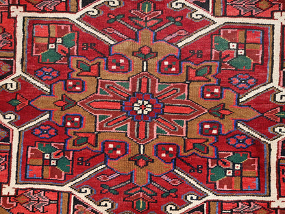 Heriz Heriz hand-knotted wool rug in Red & Black, 10'1" x 12'9" — SKU O085382 (view 8)