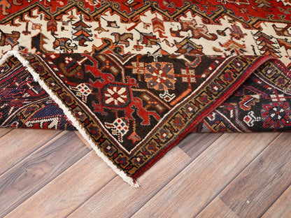 Heriz Heriz hand-knotted wool rug in Red & Black, 8'3" x 10'10" — SKU O085385 (view 6)