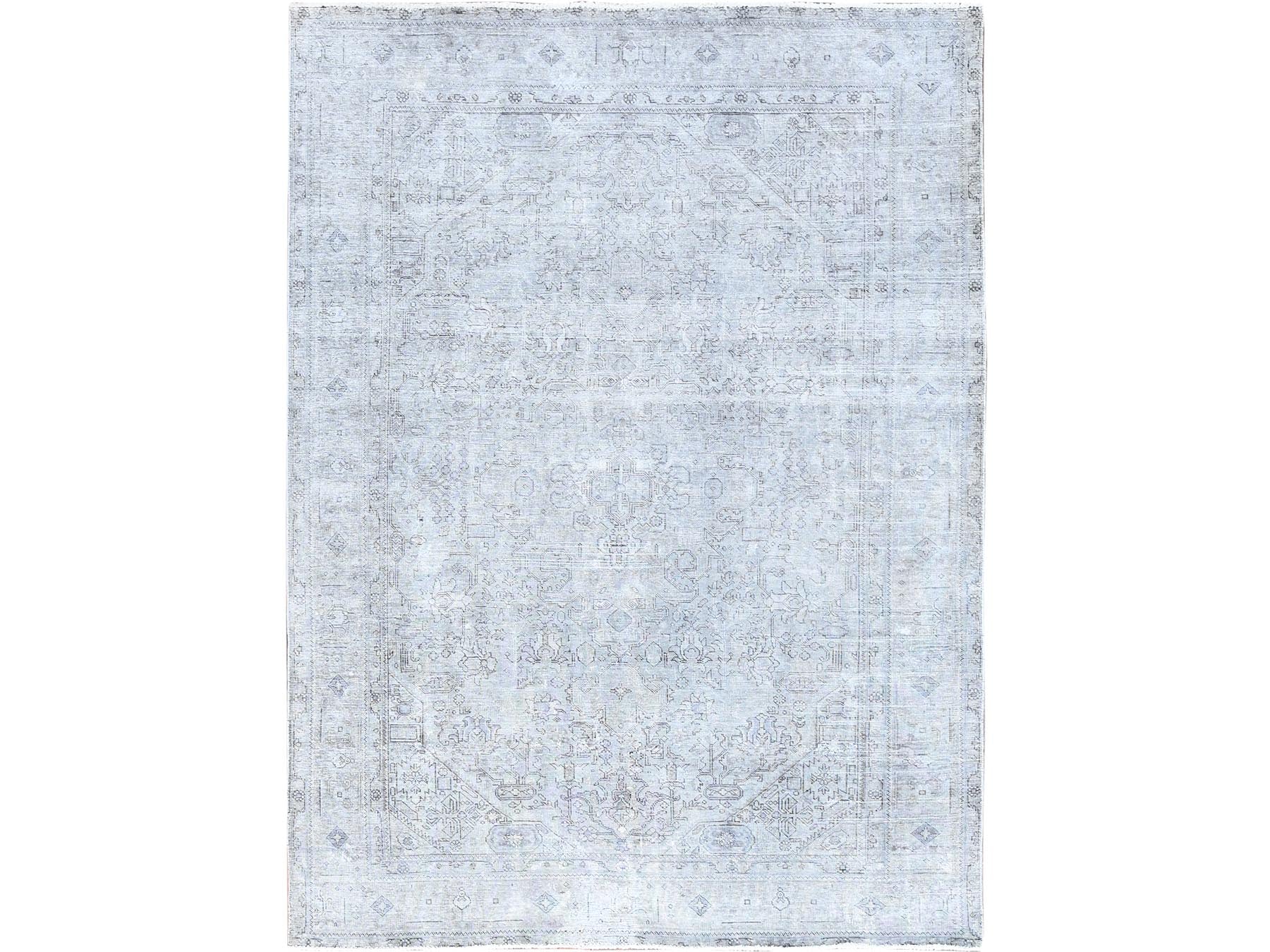 Gray 6'6" x 9'0" Vintage Hand knotted Wool Rug - Sku: O085396
